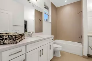 7601 Cavalia Dr, Davie, FL 33328 - Photo 39
