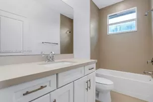 7601 Cavalia Dr, Davie, FL 33328 - Photo 37