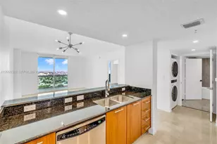 1800 N Bayshore Dr, Miami, FL 33132 - Photo 13