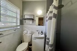 1130 NE 81st St, Miami, FL 33138 - Photo 17