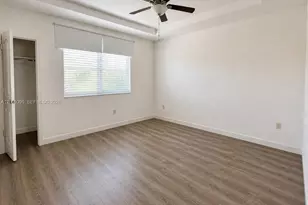 11028 NW 87th Ln, Doral, FL 33178 - Photo 13