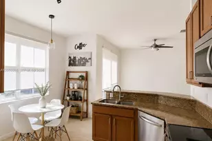 11028 NW 87th Ln, Doral, FL 33178 - Photo 11