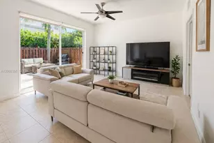 11028 NW 87th Ln, Doral, FL 33178 - Photo 7