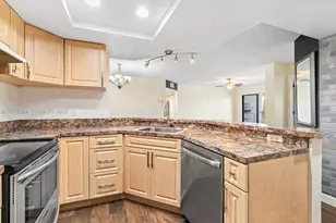9088 W Atlantic Blvd, Coral Springs, FL 33071 - Photo 3