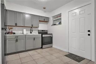 2113 NW 93rd St, Miami, FL 33147 - Photo 5