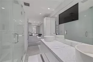 10155 Collins Ave, Bal Harbour, FL 33154 - Photo 15