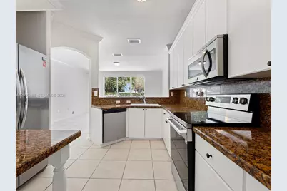 8721 SW 2nd Ter #0, Miami, FL 33174 - Photo 15