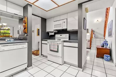 12518 SW 94th Ter #12518, Miami, FL 33186 - Photo 7