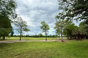 8301 Sands Point Blvd, Tamarac, FL 33321 - Photo 17