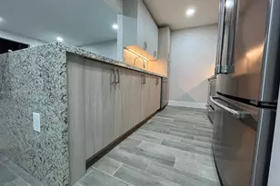 8425 NW 8th St, Miami, FL 33126 - Photo 5