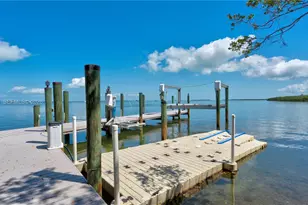 1101 Mastic St, Islamorada, FL 33036 - Photo 9