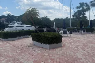 100 Edgewater Dr, Coral Gables, FL 33133 - Photo 11