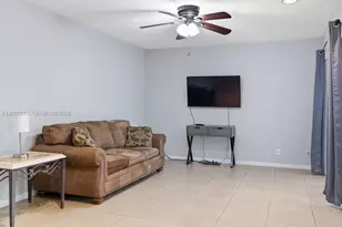 6125 Elsinore Cir, Greenacres, FL 33463 - Photo 5