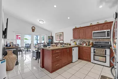 14240 SW 171st St, Miami, FL 33177 - Photo 3