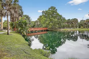 9999 Summerbreeze Dr, Sunrise, FL 33322 - Photo 29