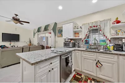 14313 SW 100th Ln, Miami, FL 33186 - Photo 19