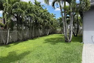 2242 NW 129th Ave, Pembroke Pines, FL 33028 - Photo 17