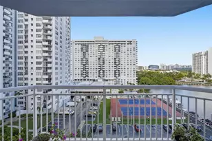 18071 Biscayne Blvd, Aventura, FL 33160 - Photo 13