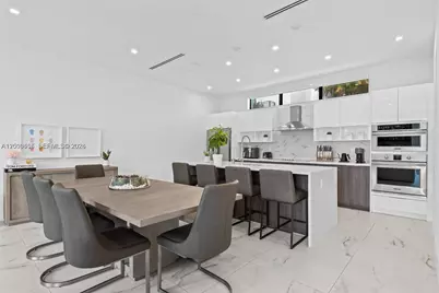 1056 N Victoria Park Rd, Fort Lauderdale, FL 33304 - Photo 9