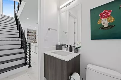 1056 N Victoria Park Rd, Fort Lauderdale, FL 33304 - Photo 11