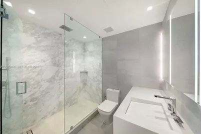 100 S Pointe Dr #1206, Miami Beach, FL 33139 - Photo 33