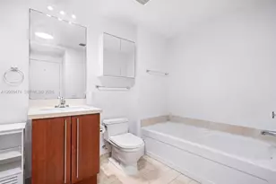 79 SW 12th St, Miami, FL 33130 - Photo 21