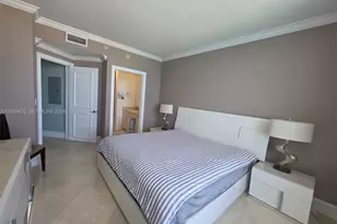 6365 Collins Ave, Miami Beach, FL 33141 - Photo 11