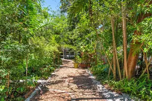 311 NE 86th St, El Portal, FL 33138 - Photo 41