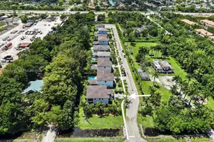 12120 Rhino Oaks Dr, Davie, FL 33325 - Photo 41
