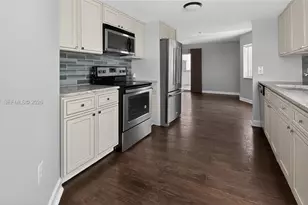 280 SW 20th Rd, Miami, FL 33129 - Photo 15