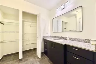 20515 E Country Club Dr, Aventura, FL 33180 - Photo 11