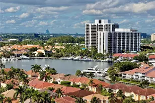 20515 E Country Club Dr, Aventura, FL 33180 - Photo 39