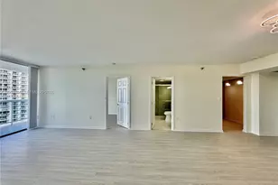 20515 E Country Club Dr, Aventura, FL 33180 - Photo 25
