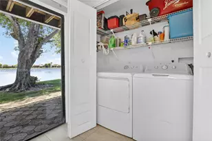 4283 S Pine Island Rd, Davie, FL 33328 - Photo 21