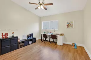 4283 S Pine Island Rd, Davie, FL 33328 - Photo 35