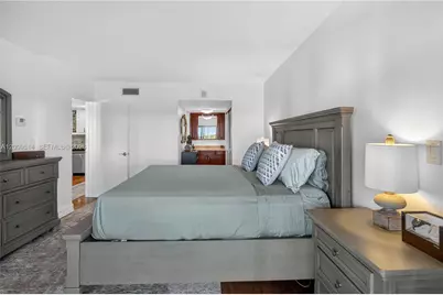 1839 Middle River Dr #501, Fort Lauderdale, FL 33305 - Photo 15