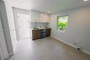 1221 NW 75th St, Miami, FL 33147 - Photo 5