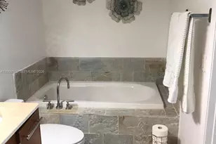 2641 N Flamingo Rd, Sunrise, FL 33323 - Photo 9