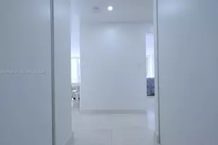 1408 Brickell Bay Dr, Miami, FL 33131 - Photo 37
