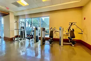 1060 Brickell Ave, Miami, FL 33131 - Photo 13