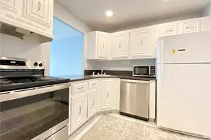 601 Three Islands Boulevard, Hallandale Beach, FL 33009 - Photo 13