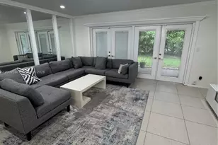 295 Jacaranda Dr, Plantation, FL 33324 - Photo 19