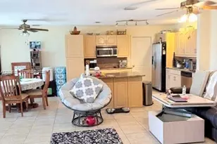 1121 NW 86th Terrace, Pembroke Pines, FL 33024 - Photo 5
