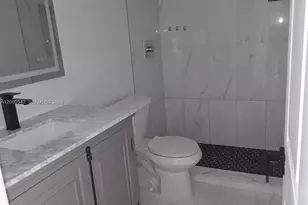 2186 W 60th St, Hialeah, FL 33016 - Photo 3