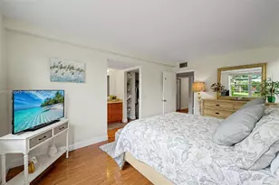 9340 Lagoon Pl, Davie, FL 33324 - Photo 25