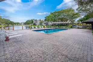 9340 Lagoon Pl, Davie, FL 33324 - Photo 45