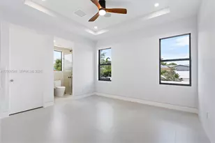 201 NE 27th Dr, Wilton Manors, FL 33334 - Photo 23