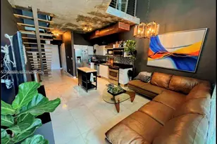 690 SW 1st Ct, Miami, FL 33130 - Photo 13