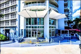 690 SW 1st Ct, Miami, FL 33130 - Photo 3
