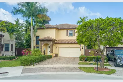 2604 NE 1st St, Homestead, FL 33033 - Photo 5